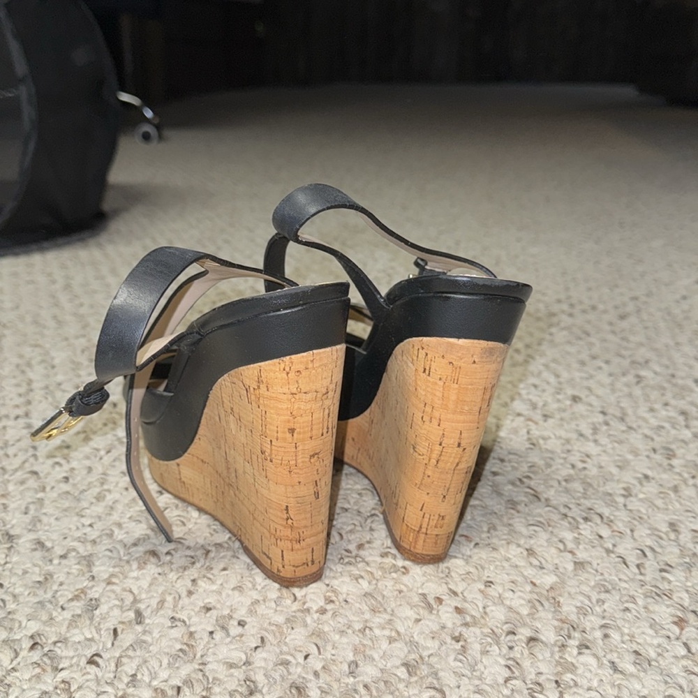 ALDO Wedges - Picture 3 of 3